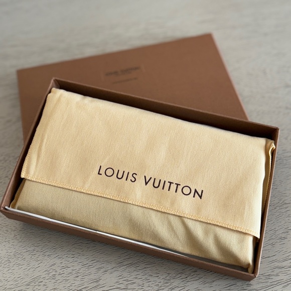 Louis Vuitton Mat Porte Feuille Sarah Long bifold wallet - Picture 11 of 12